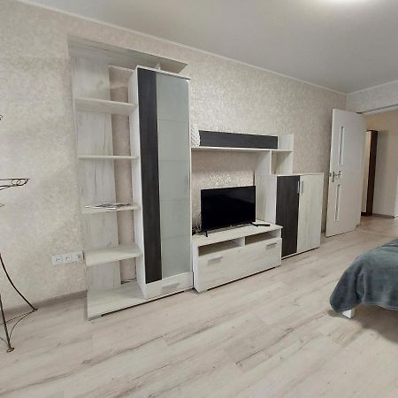 Апартаменти Молоді Lutskdoba Luaran gambar